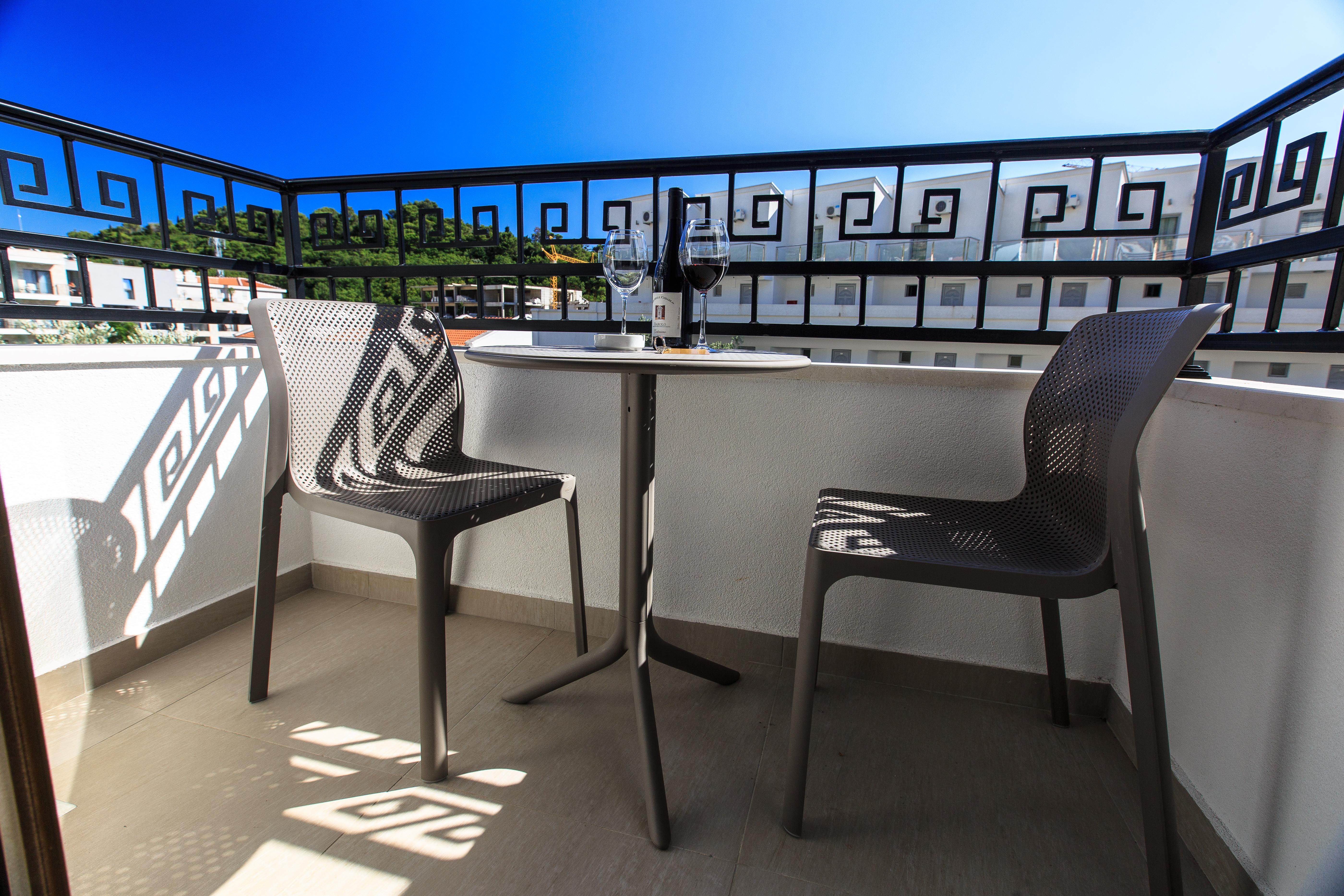 Hotel Harmony By Aycon Petrovac ภายนอก รูปภาพ